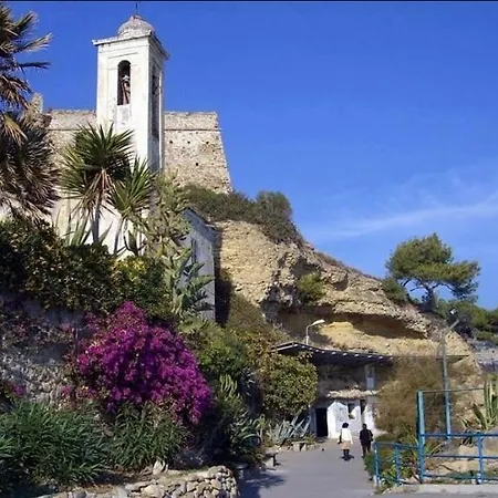 Casa Vittoria * Taggia